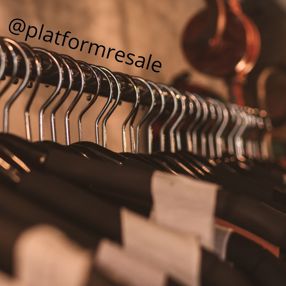 Meet your Posher, Platform Resale